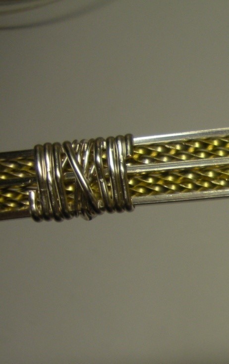 Judy Larson's Two-tone Beaded Bangle - , Classic Wire Jewelry, Wire Wrapping, Wrapping, Wire Wrapping Jewelry, Make sure that the bead wire end is covered by the wraps.